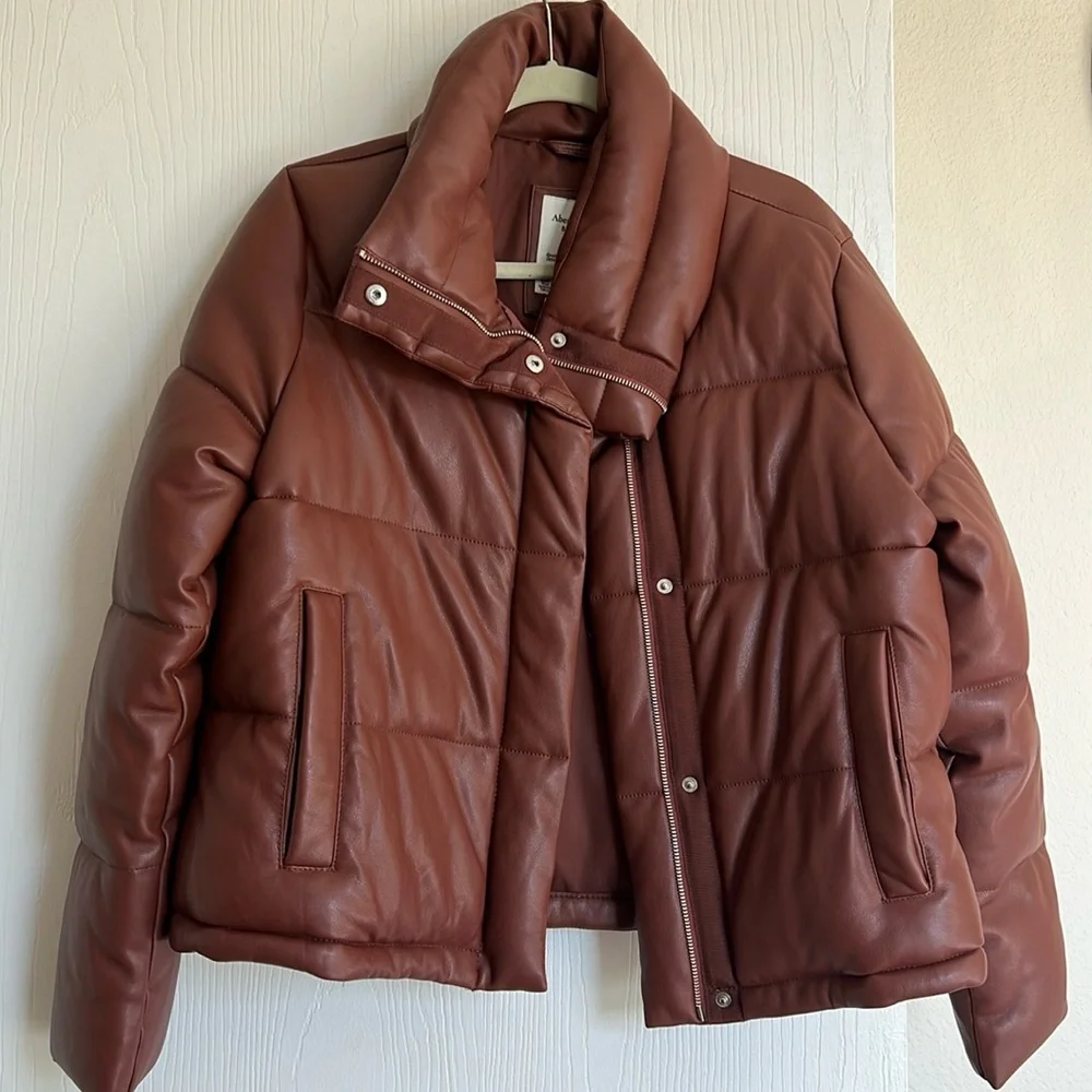 Abercrombie vegan Leather Mini Puffer in Cognac Brown - Picture 2 of 7